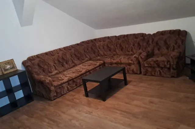 Apartament 2 camere în vilă /Parcare în curte pentru 2 autoturisme, fotografia 2