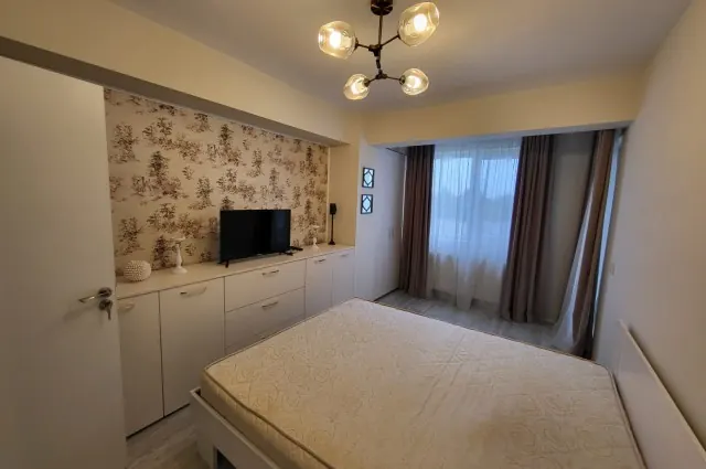 Apartament 3 camere de închiriat – Otopeni, Strada 23 August, fotografia 4